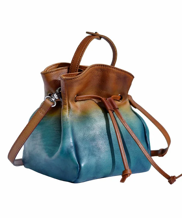 Túi đeo chéo có dây rút vẽ tay màu xanh gradient nguyên bản