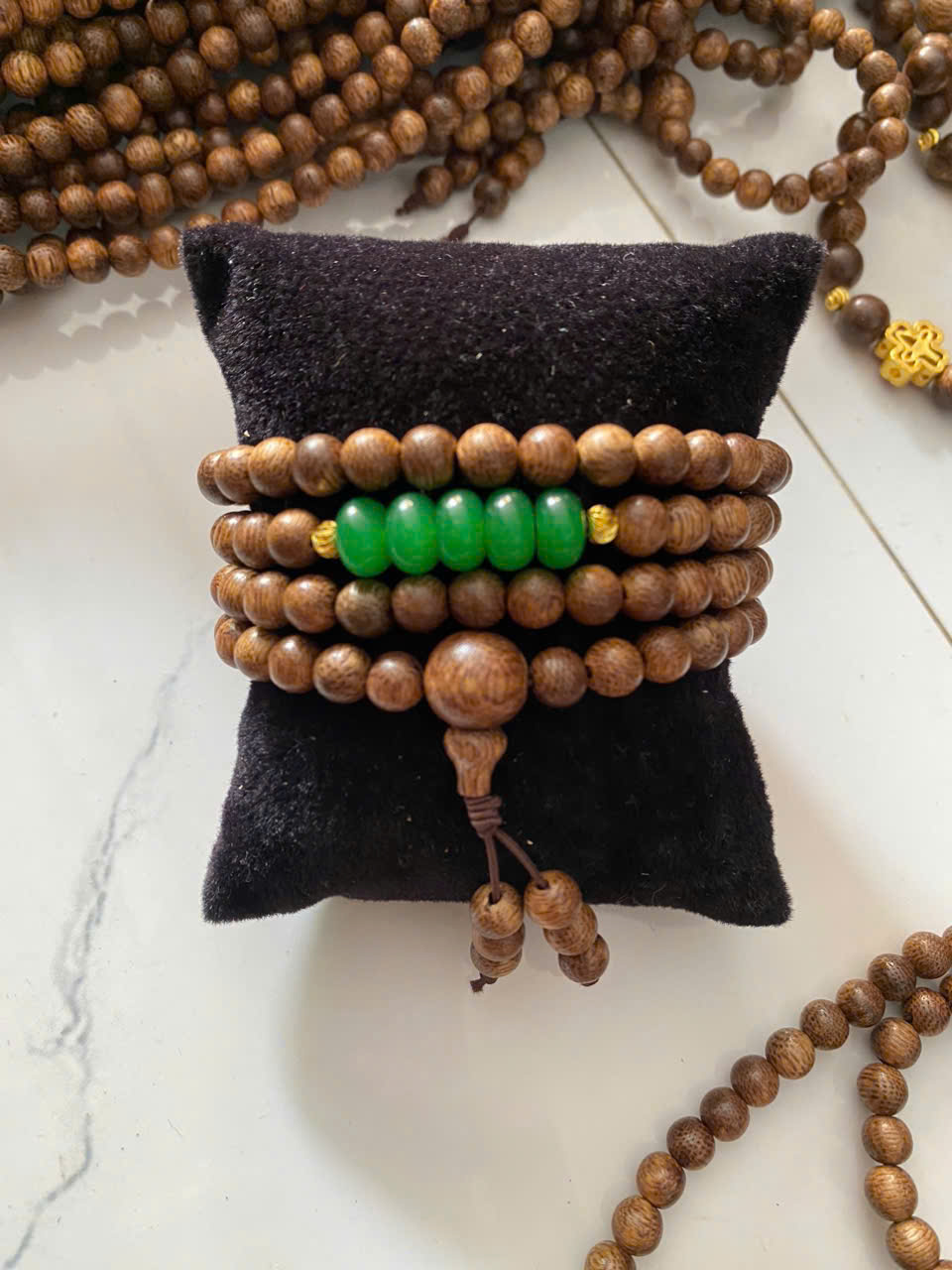 Vòng trầm aloura 03